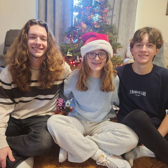 Gracefulknit is LIVE!!!  Please ❤️ this to be notified when I go LIVE! - Picture 5 of 11